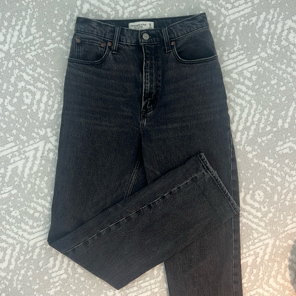 The ‘90s Straight Ultra High Rise Jeans